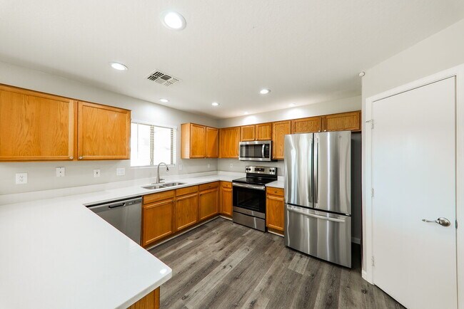 Building Photo - 11767 W Banff Ln