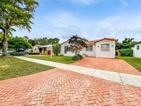 Building Photo - 5760 SW 10th St