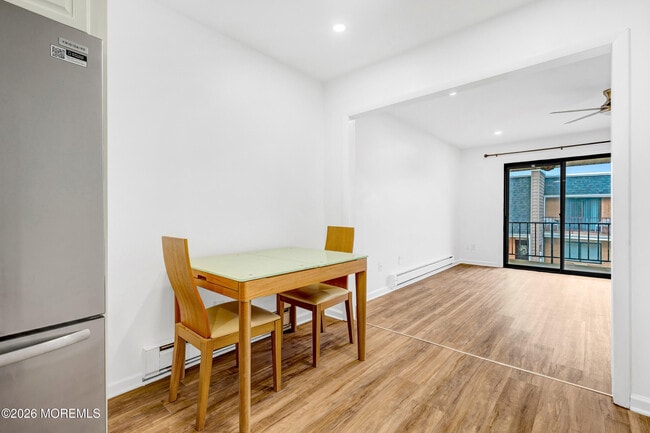 Building Photo - 720 Ocean Ave N