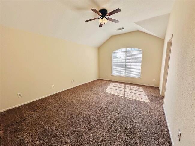 Building Photo - 1600 Primrose Trail