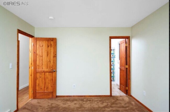 Building Photo - 1840 Del Rosa Ct