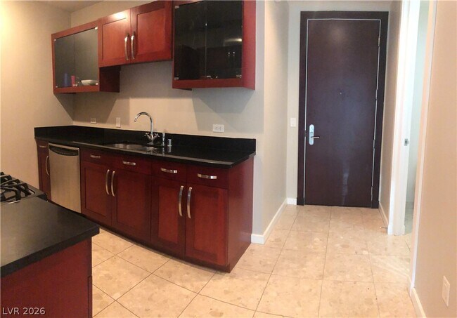 Building Photo - 4575 Dean Martin Dr