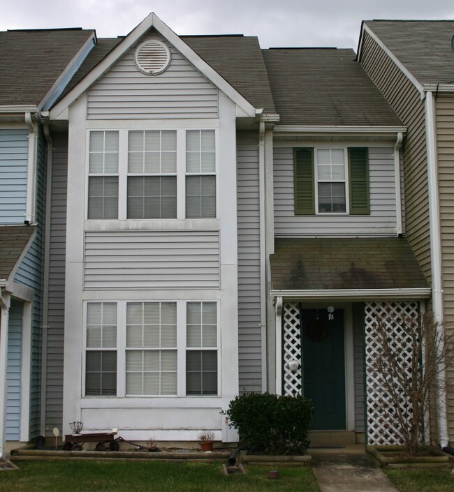 Building Photo - 6057 Sirenia Pl
