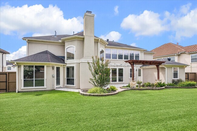 Building Photo - 2210 Bywater Dr