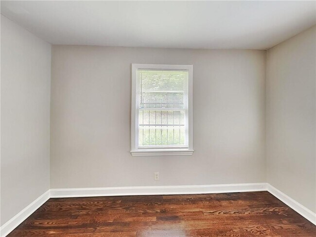 Building Photo - 111 Leathers Cir NW