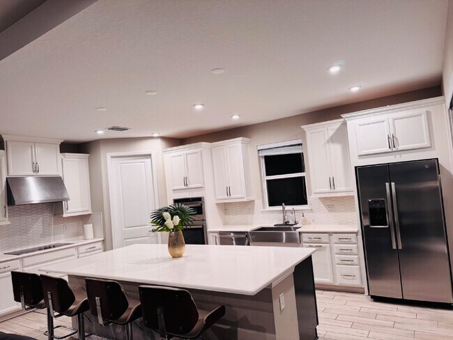 Building Photo - Welcome to your dream home in the highly d...