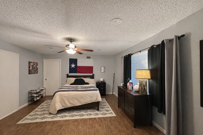 Building Photo - The Upgrade You Didn’t Know You Needed | Pre-Leasing for Summer 2026!