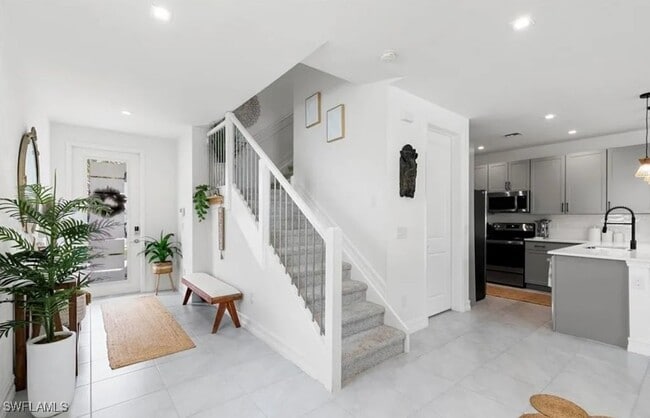 Building Photo - 7578 Rockefeller Dr