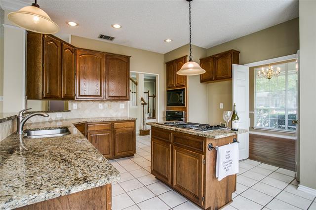Building Photo - 1404 Honey Locust Dr