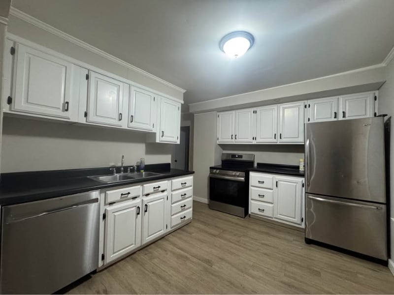 Building Photo - 26 7th St