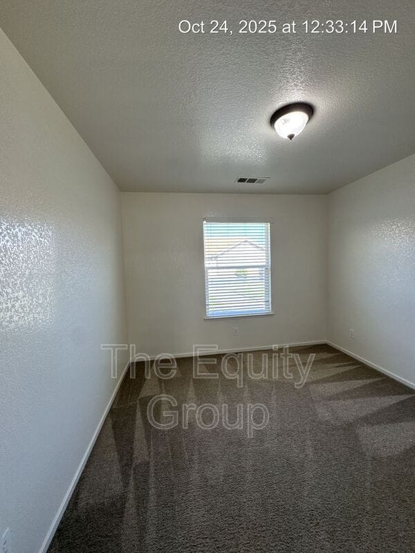 Building Photo - 1943 E Academy Ave