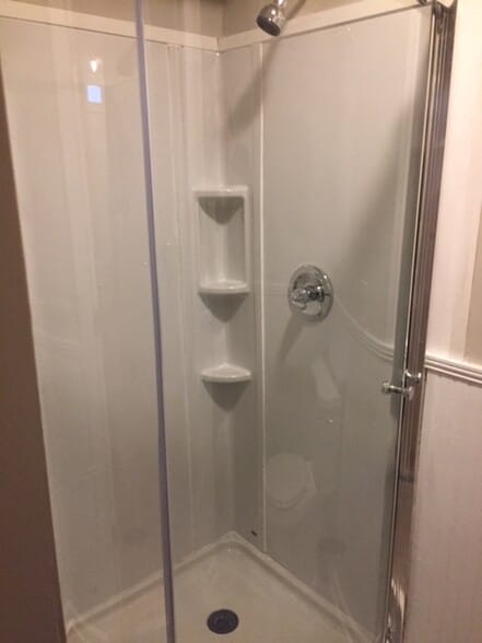 Building Photo - 118 E 15th St