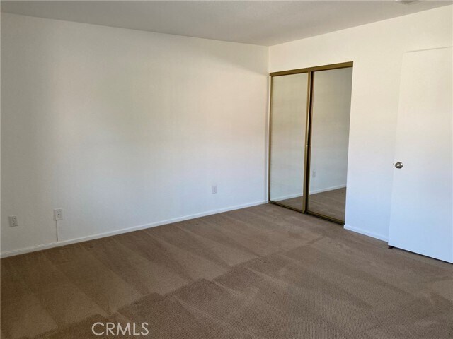 Building Photo - 5050 Canyon Crest Dr