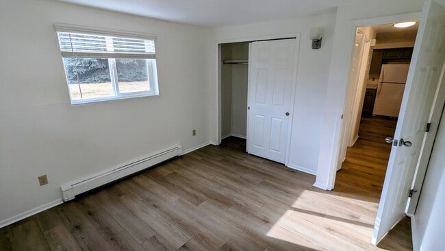 Building Photo - 8840 W Jewell Ave