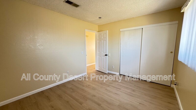 Building Photo - 13079 Eliseo Rd