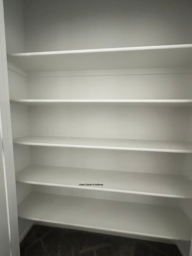 Building Photo - 21154 E 63rd Dr