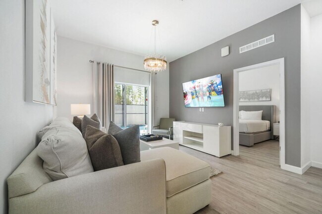 Building Photo - 384 Famagusta Dr