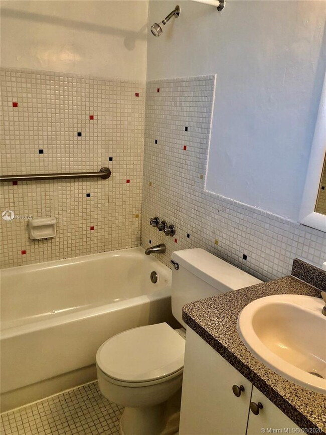 Building Photo - 8300 SW 65th Ave