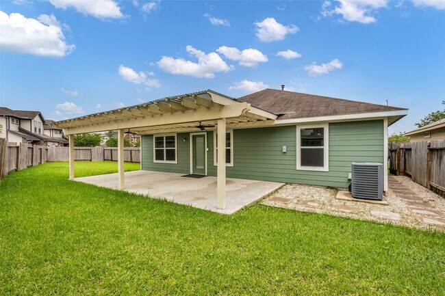 Building Photo - 11919 Prosperity Point Dr
