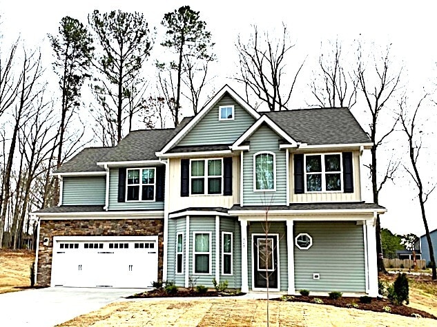 Primary Photo - 102 White Ash Ln