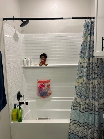 Building Photo - 533 NW 176th St