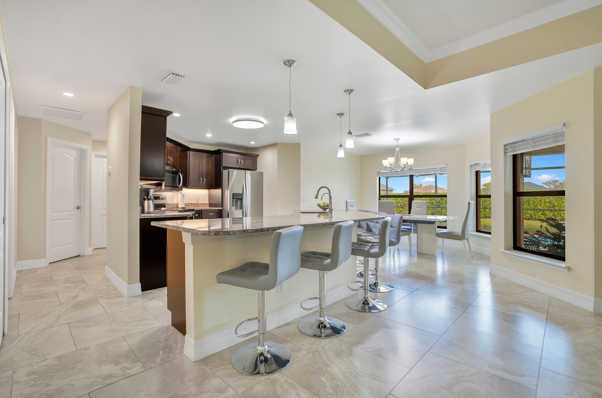 Building Photo - 1627 SW 14th St