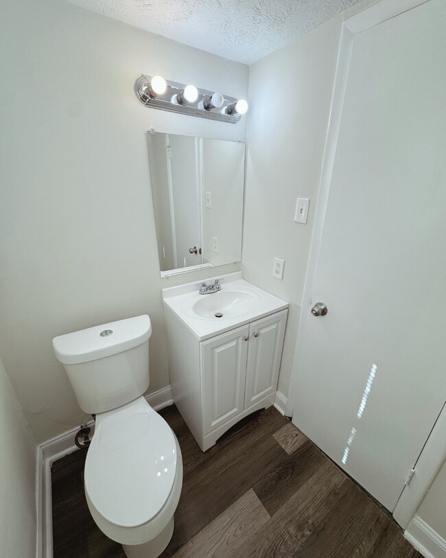 Building Photo - Welcome Home to Timeless Charm and Modern ...