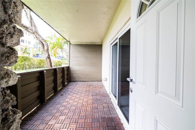 Building Photo - 8305 SW 72nd Ave