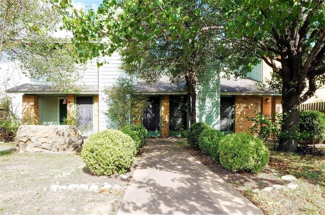 Building Photo - 3222 Tamarron Blvd