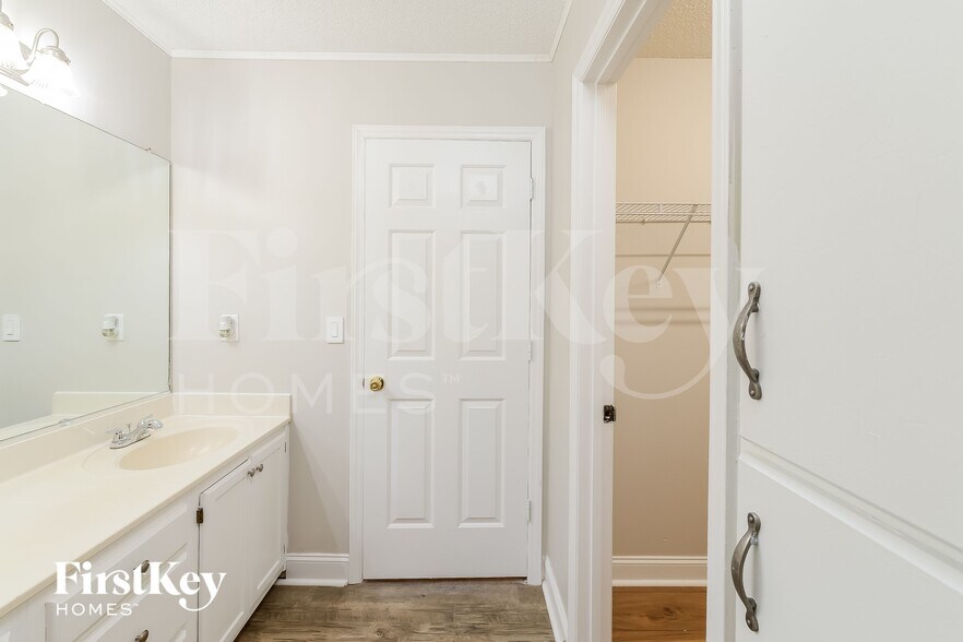 Building Photo - 5736 Spice Meadow Ln