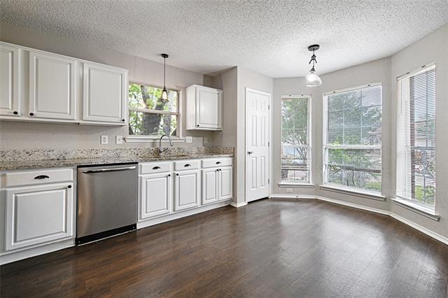Building Photo - 10257 Tustin Terrace