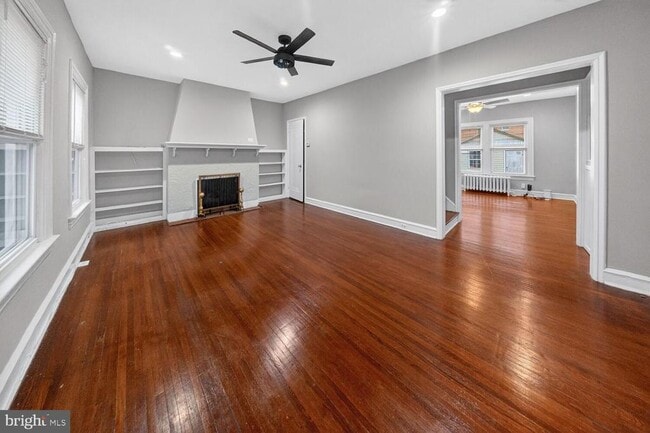 Building Photo - 1353 Kennedy St NW