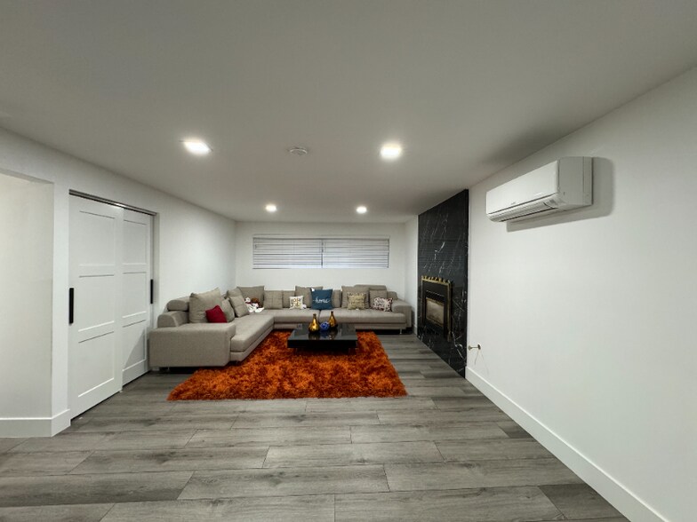 Building Photo - 12230 95th Pl NE