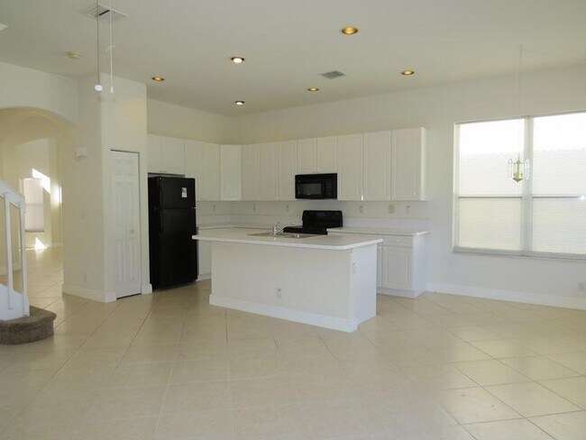 Building Photo - 5101 Prairie Dunes Village Cir