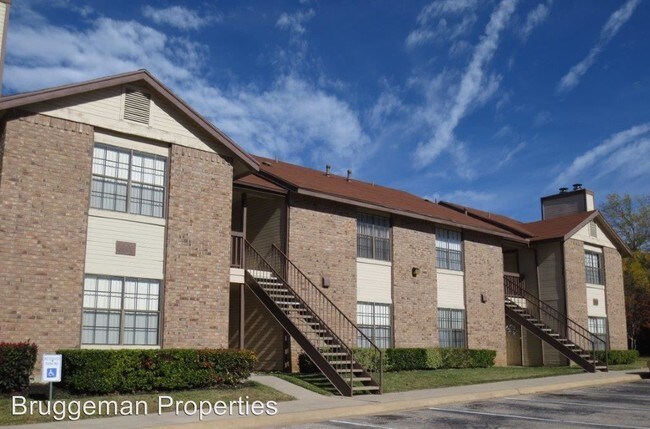 Building Photo - 101 S Twin Creek Dr