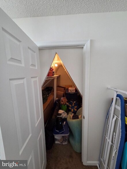 Building Photo - 14049 Vista Dr