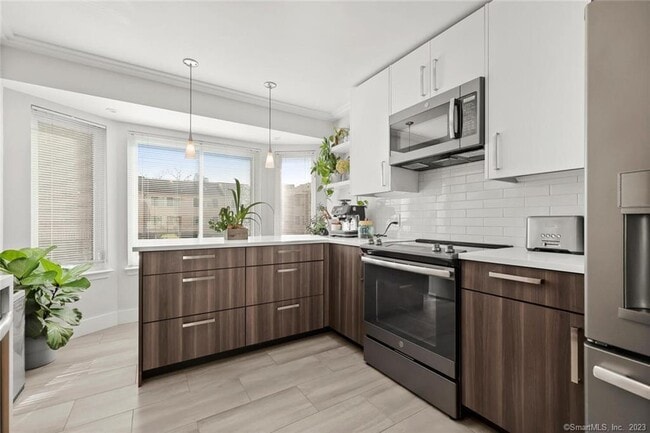 Building Photo - 1611 Washington Blvd