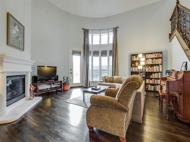 Building Photo - 4561 Ethridge Dr