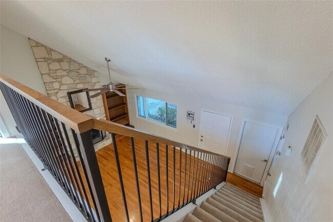 Building Photo - 8203 Beaver Brook Ln