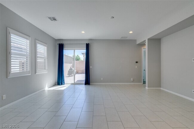 Building Photo - 10743 Skye Lily Ave