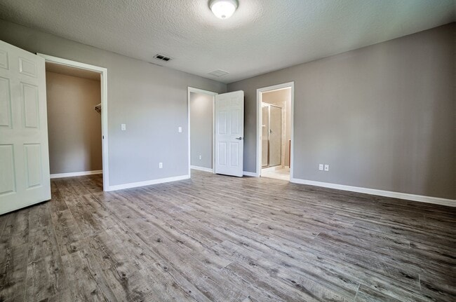 Building Photo - MOVE IN SPECIAL- Beautiful 3/3 w/ 2 Car Garage in Gated Village Walk of Lake Nona