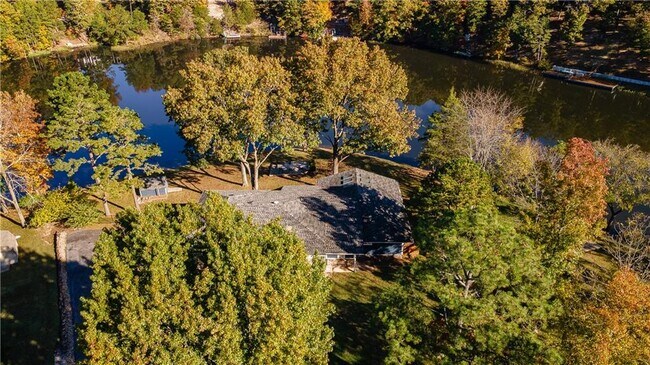 Building Photo - 12 Itetbury Ln