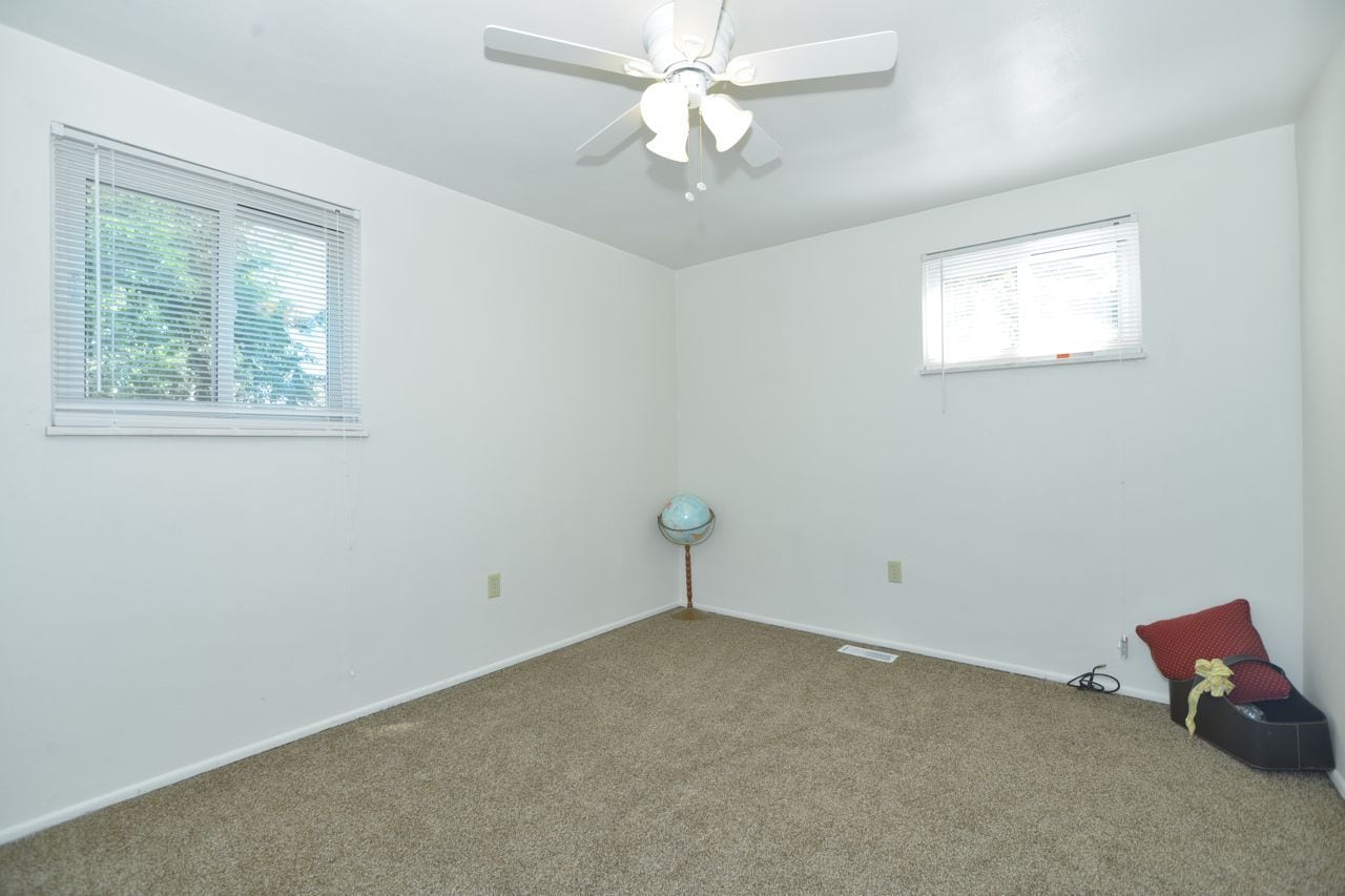 3rd bedroom - 135 Elmont St