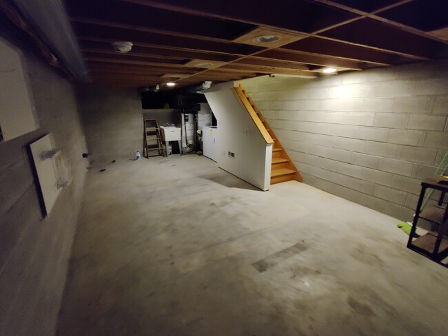 Basement Corner - 1229 Wood St