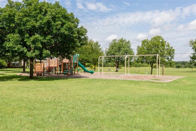 Building Photo - 2571 Georgian Dr