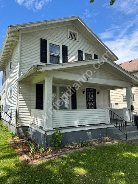 Primary Photo - 3934 Webster St