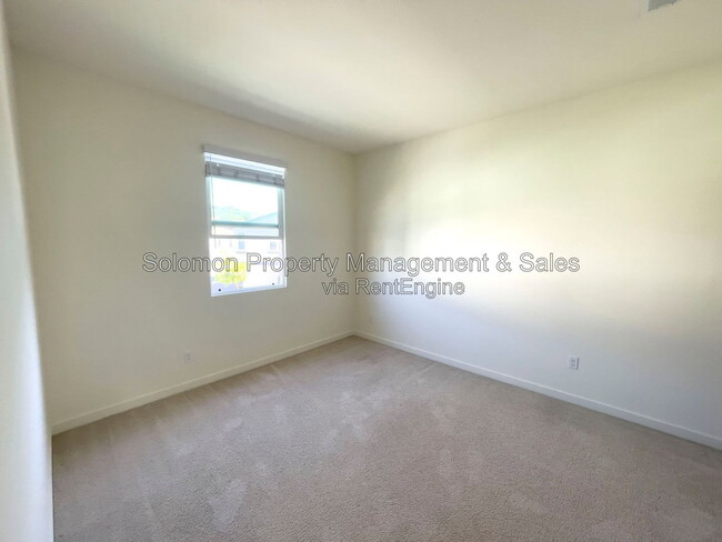 Building Photo - 4148 Sitio Cielo
