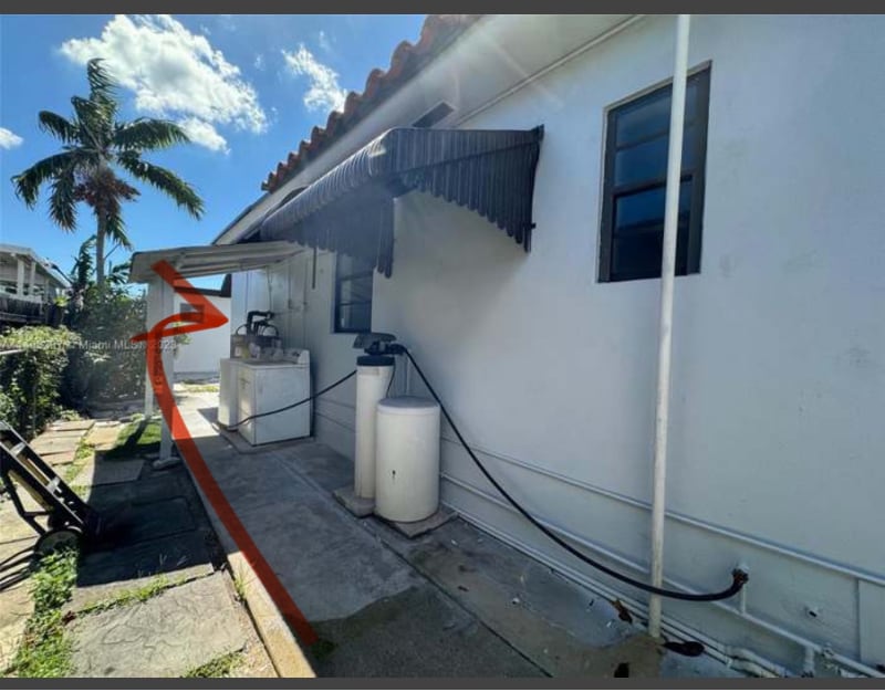 Building Photo - 3340 NW 17th St