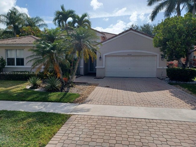 Primary Photo - 18628 Ocean Mist Dr