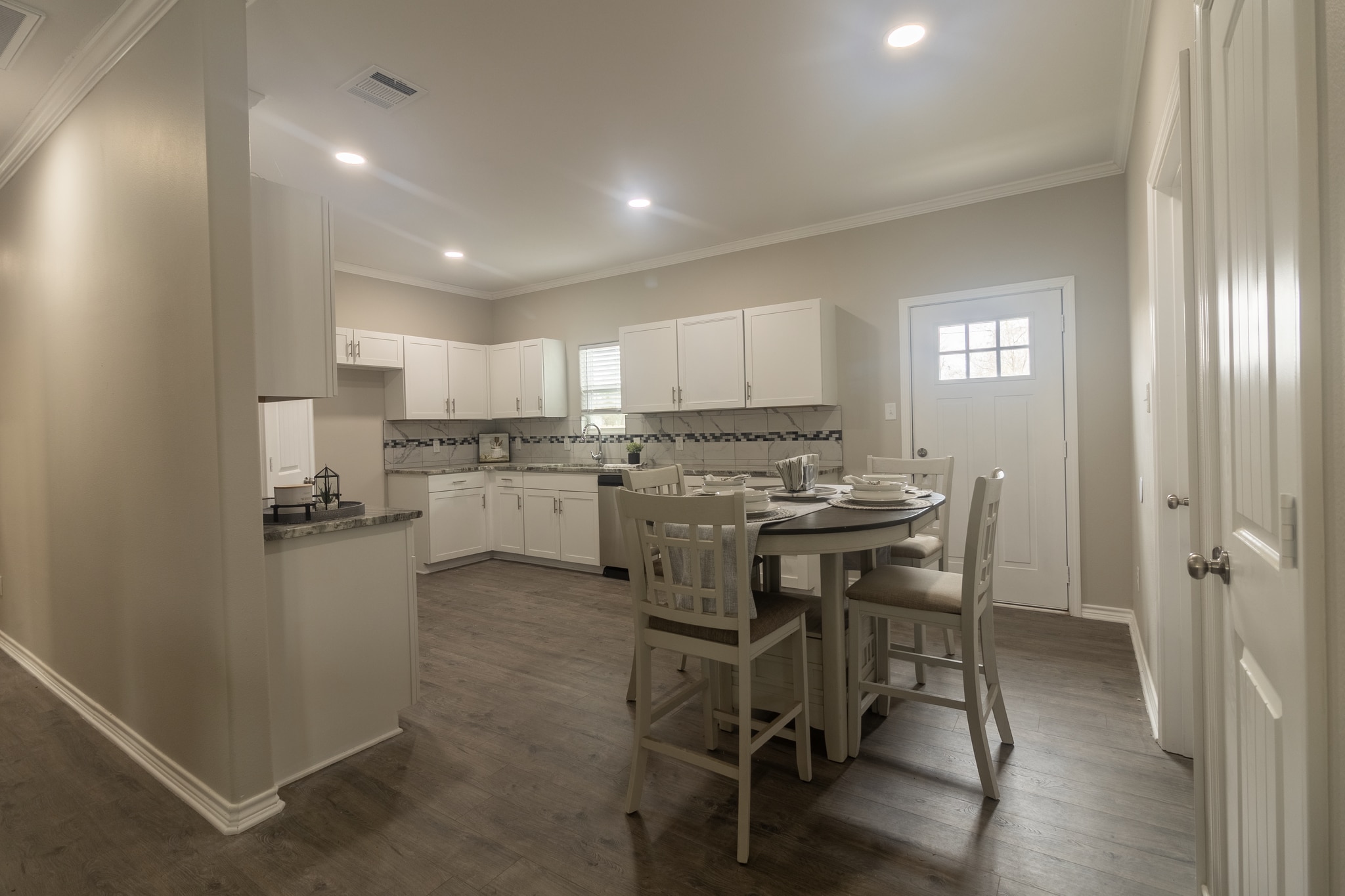 Kitchen & Dining - 803 Hall St